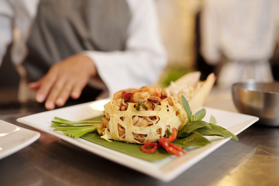 A nest of tagliolini for the Popess